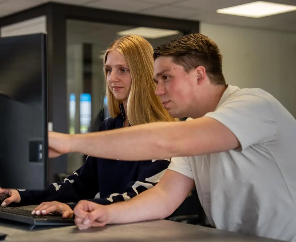 De medewerkers van Senz Bouw zijn thuis in calculatietechnieken en 3D engineering